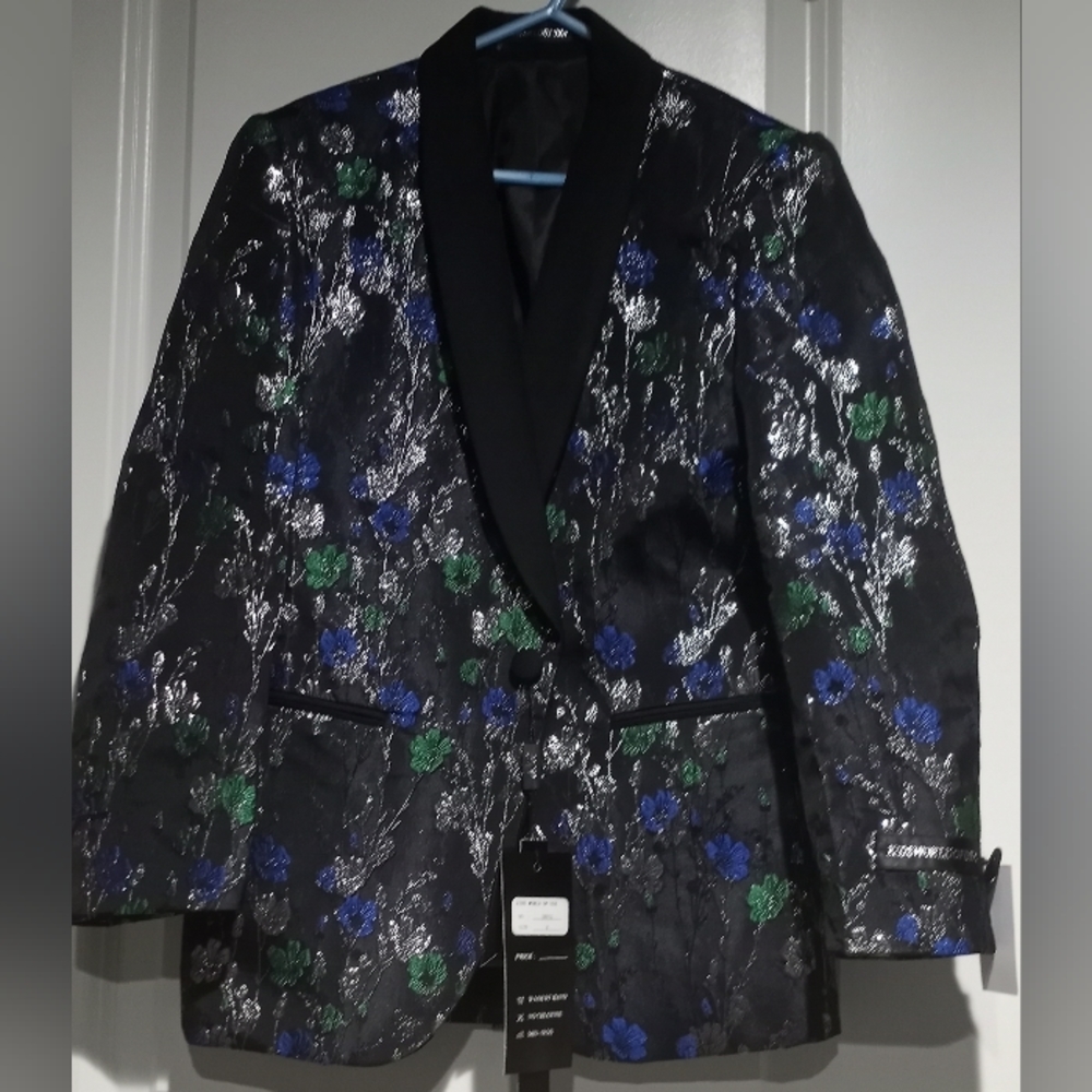 Tuxedo/Formal Brocade Print Jacket. Size 8.